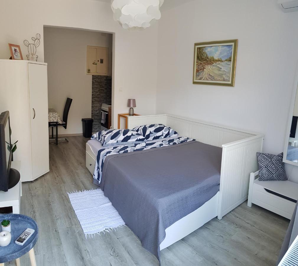 Apartman Lara Lägenhet Rijeka Exteriör bild