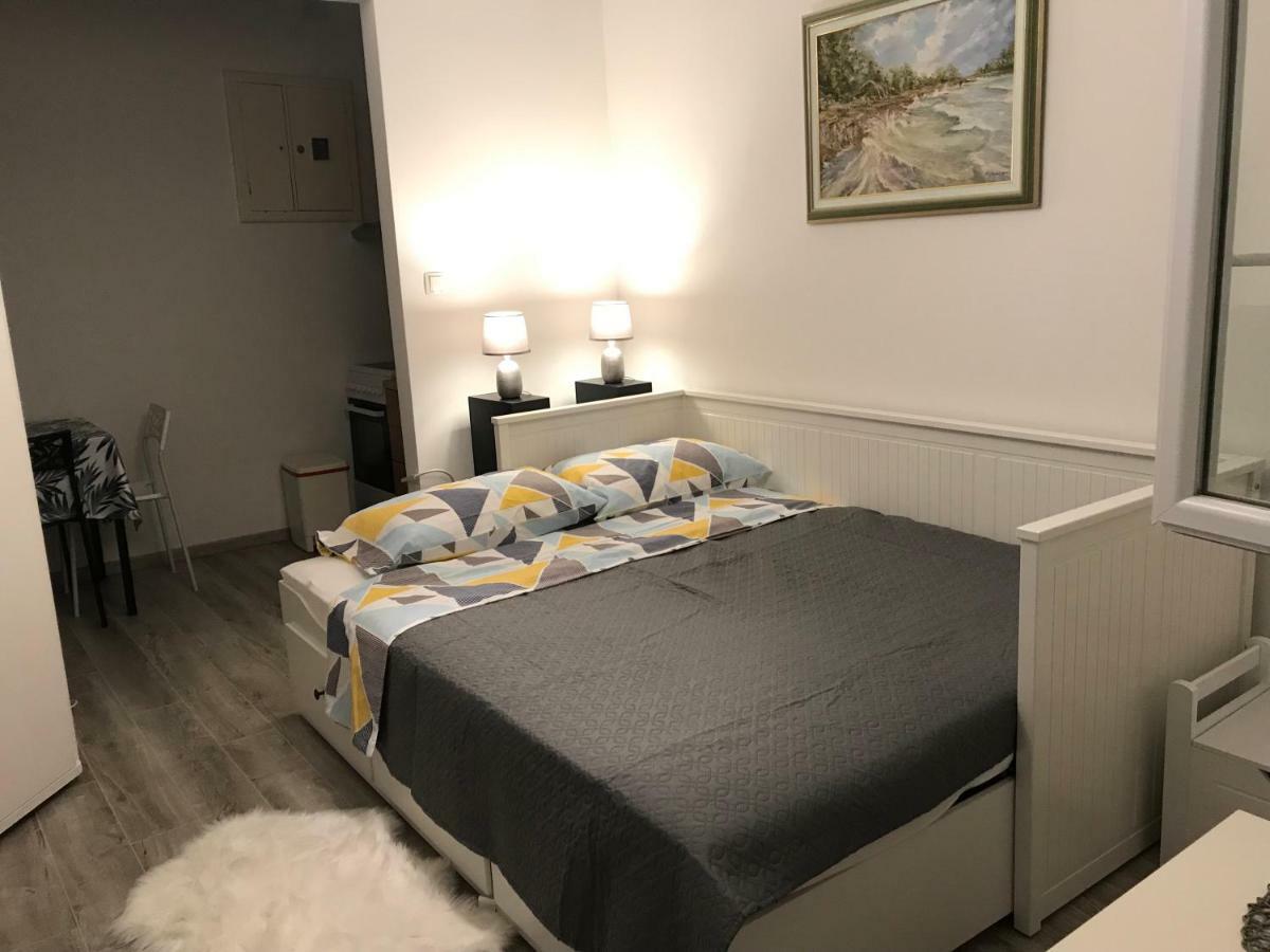 Apartman Lara Lägenhet Rijeka Exteriör bild